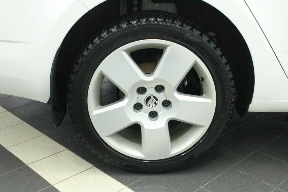 Skoda Octavia III (A7) Красноярск  - изображение 7