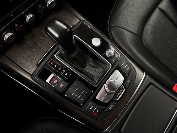Audi A6 IV (C7) Рестайлинг с пробегом 2018 года, цена 2 159 000 рублей, 173932 км, седан, Автокод Объявления