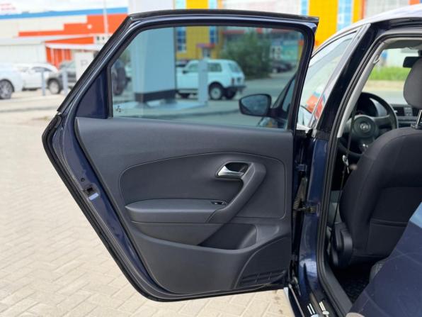 Volkswagen Polo V с пробегом 2013 года, цена 700 000 рублей, 194770 км, седан, Автокод Объявления
