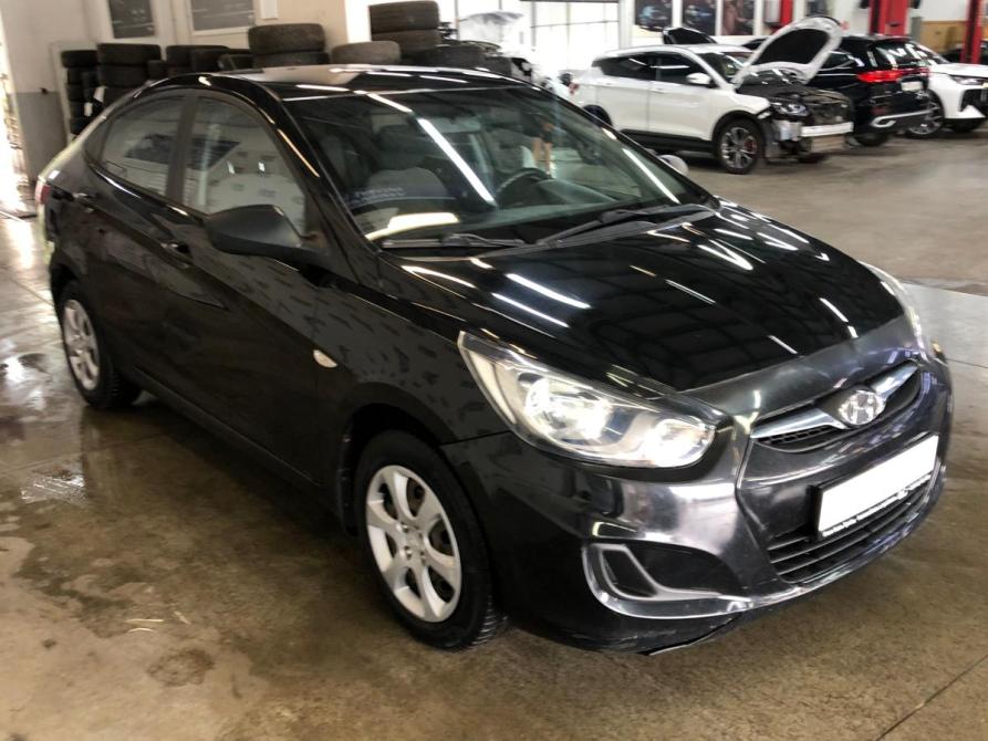 Hyundai Solaris I Курск  - изображение 7