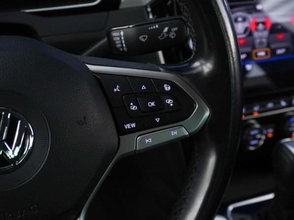 Volkswagen Passat B8 Рестайлинг с пробегом 2020 года, цена 2 399 046 рублей, 165243 км, седан, Автокод Объявления