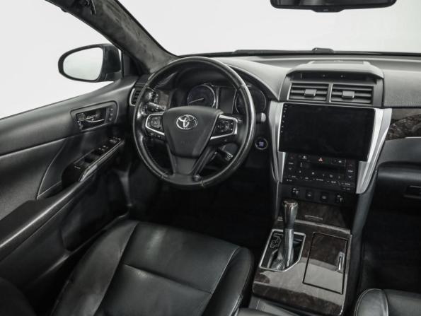 Toyota Camry VII (XV50) Рестайлинг 2 с пробегом 2017 года, цена 1 699 000 рублей, 230519 км, седан, Автокод Объявления