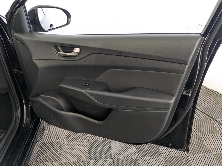 Hyundai Solaris II Москва  - изображение 24