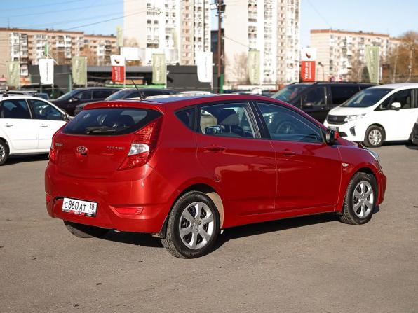 Hyundai Solaris I с пробегом 2014 года, цена 899 000 рублей, 155700 км, хэтчбек, Автокод Объявления
