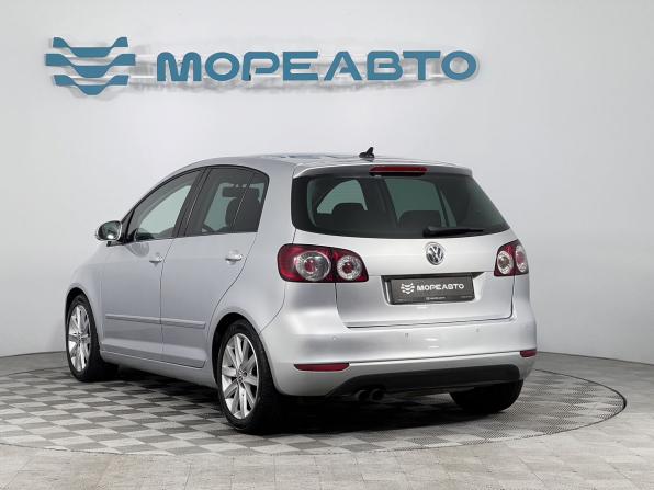 Volkswagen Golf Plus II с пробегом 2010 года, цена 879 000 рублей, 188690 км, хэтчбек, Автокод Объявления