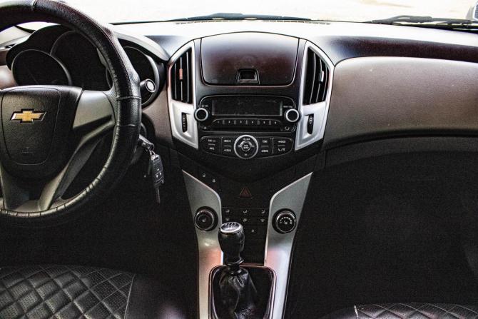 Chevrolet Cruze I Рестайлинг с пробегом 2014 года, цена 699 000 рублей, 163198 км, седан, Автокод Объявления