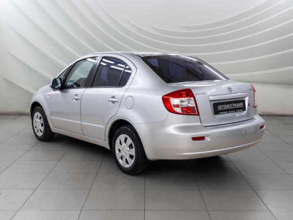 Suzuki SX4 I (Classic) Рестайлинг с пробегом 2010 года, цена 778 000 рублей, 215669 км, седан, Автокод Объявления
