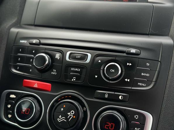 Citroen C4 II с пробегом 2015 года, цена 659 000 рублей, 183143 км, седан, Автокод Объявления