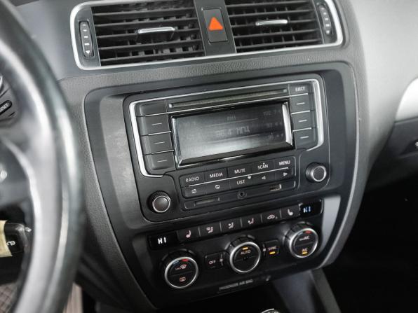 Volkswagen Jetta VI с пробегом 2013 года, цена 740 000 рублей, 209268 км, седан, Автокод Объявления