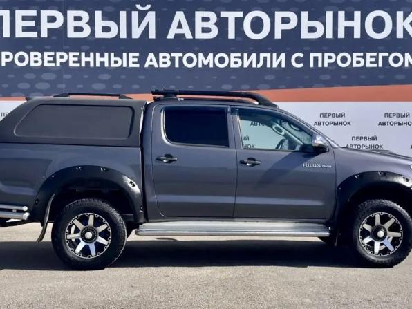 Toyota Hilux VII Рестайлинг с пробегом 2011 года, цена 1 999 500 рублей, 293541 км, пикап, Автокод Объявления