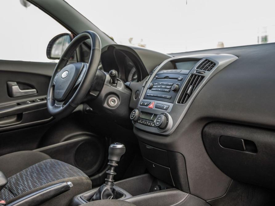 Kia Ceed I Волгоград  - изображение 30