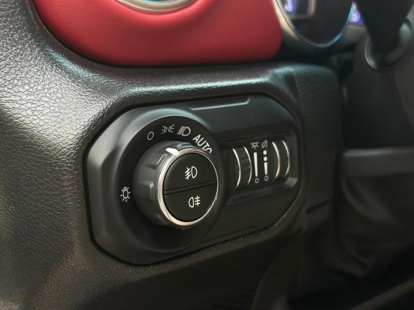 Jeep Wrangler IV (JL) с пробегом 2022 года, цена 5 590 000 рублей, 75073 км, внедорожник, Автокод Объявления