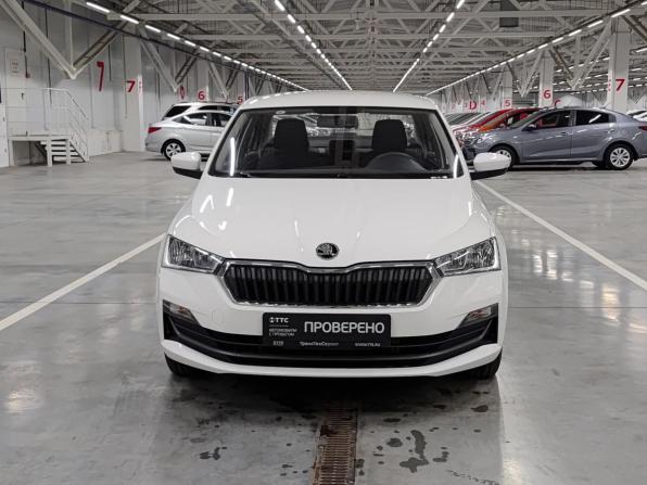 Skoda Rapid II с пробегом 2021 года, цена 1 590 000 рублей, 31576 км, седан, Автокод Объявления