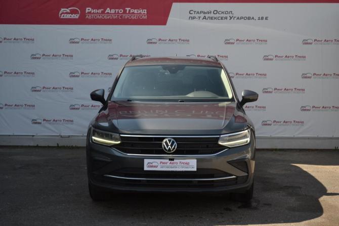 Volkswagen Tiguan II Рестайлинг с пробегом 2021 года, цена 2 480 000 рублей, 102990 км, внедорожник, Автокод Объявления