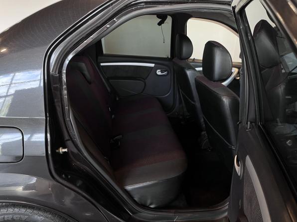 Renault Logan I Рестайлинг с пробегом 2010 года, цена 365 000 рублей, 282037 км, седан, Автокод Объявления