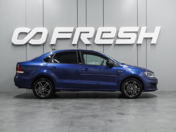 Volkswagen Polo V Рестайлинг с пробегом 2017 года, цена 1 299 000 рублей, 98779 км, седан, Автокод Объявления