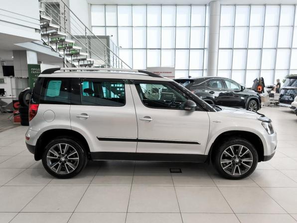 Skoda Yeti I Рестайлинг с пробегом 2016 года, цена 1 258 000 рублей, 105937 км, внедорожник, Автокод Объявления