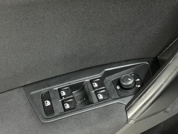 Volkswagen Tiguan II с пробегом 2018 года, цена 1 975 000 рублей, 142834 км, внедорожник, Автокод Объявления