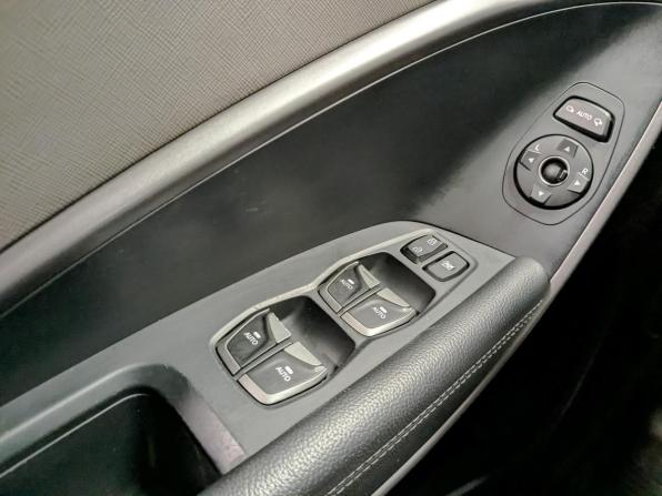Hyundai Santa Fe III Рестайлинг с пробегом 2015 года, цена 1 850 000 рублей, 177421 км, внедорожник, Автокод Объявления
