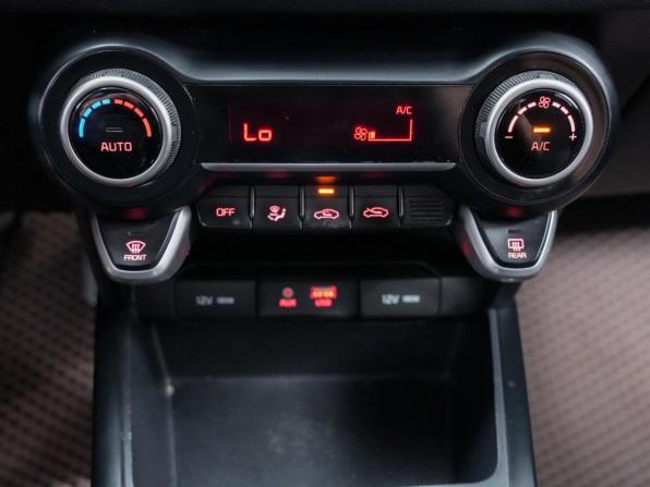 Kia Rio IV с пробегом 2018 года, цена 1 250 000 рублей, 217000 км, седан, Автокод Объявления