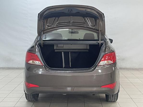 Hyundai Solaris I Рестайлинг с пробегом 2015 года, цена 986 000 рублей, 181661 км, седан, Автокод Объявления