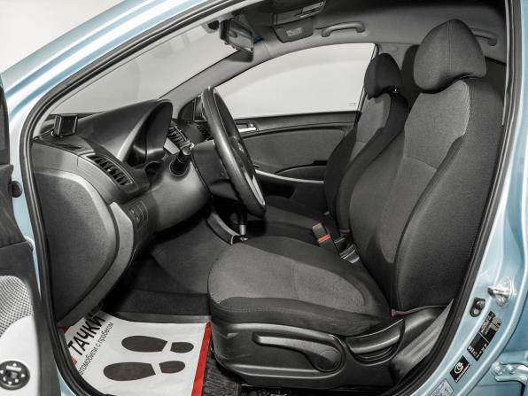Hyundai Solaris I с пробегом 2012 года, цена 750 000 рублей, 165504 км, седан, Автокод Объявления
