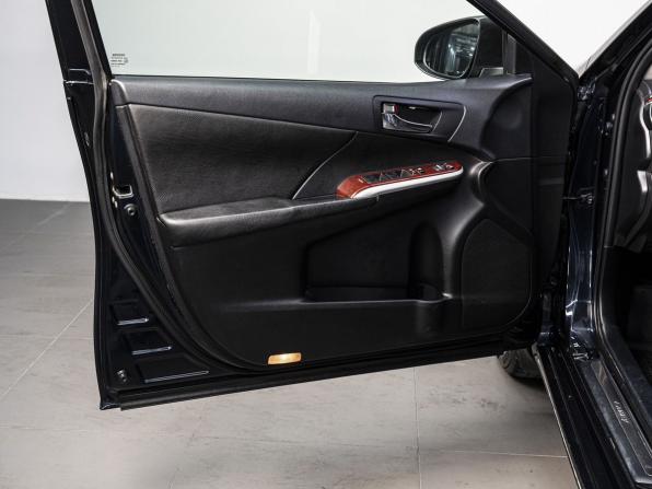 Toyota Camry VII (XV50) с пробегом 2013 года, цена 1 495 000 рублей, 241842 км, седан, Автокод Объявления