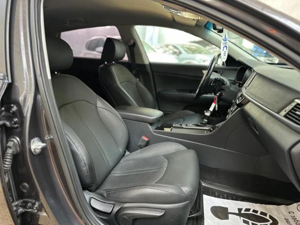 Kia Optima IV с пробегом 2018 года, цена 1 890 000 рублей, 121454 км, седан, Автокод Объявления