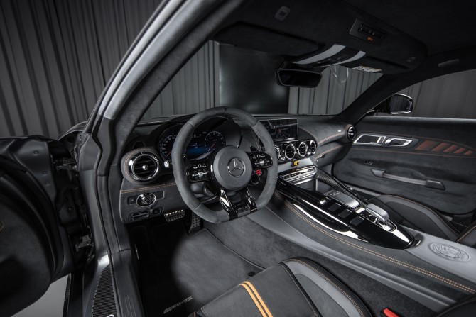 Новый Mercedes-Benz AMG GT I Рестайлинг 2020 года, цена 50 500 000 рублей, купе, Автокод Объявления