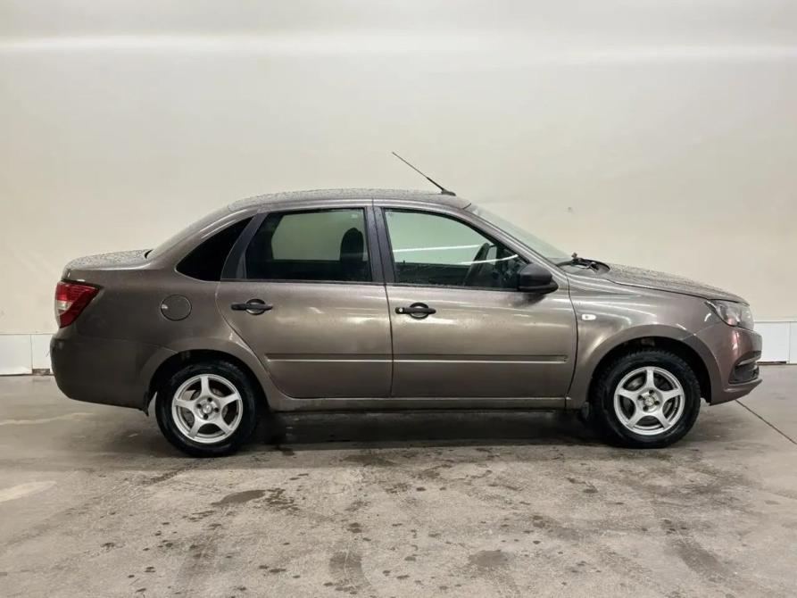 Lada (ВАЗ) Granta I Рестайлинг Саратов  - изображение 6