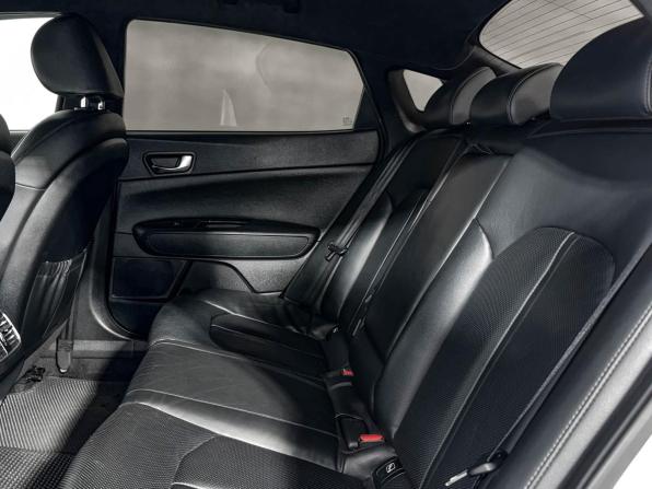 Kia Optima IV Рестайлинг с пробегом 2018 года, цена 1 440 000 рублей, 180654 км, седан, Автокод Объявления