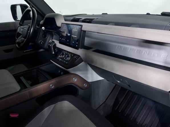 Land Rover Defender II с пробегом 2021 года, цена 5 199 000 рублей, 95630 км, внедорожник, Автокод Объявления
