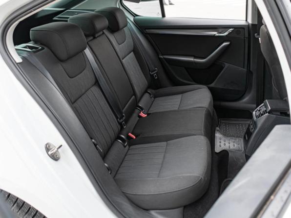 Skoda Octavia III (A7) Рестайлинг с пробегом 2019 года, цена 1 980 000 рублей, 162885 км, лифтбек, Автокод Объявления