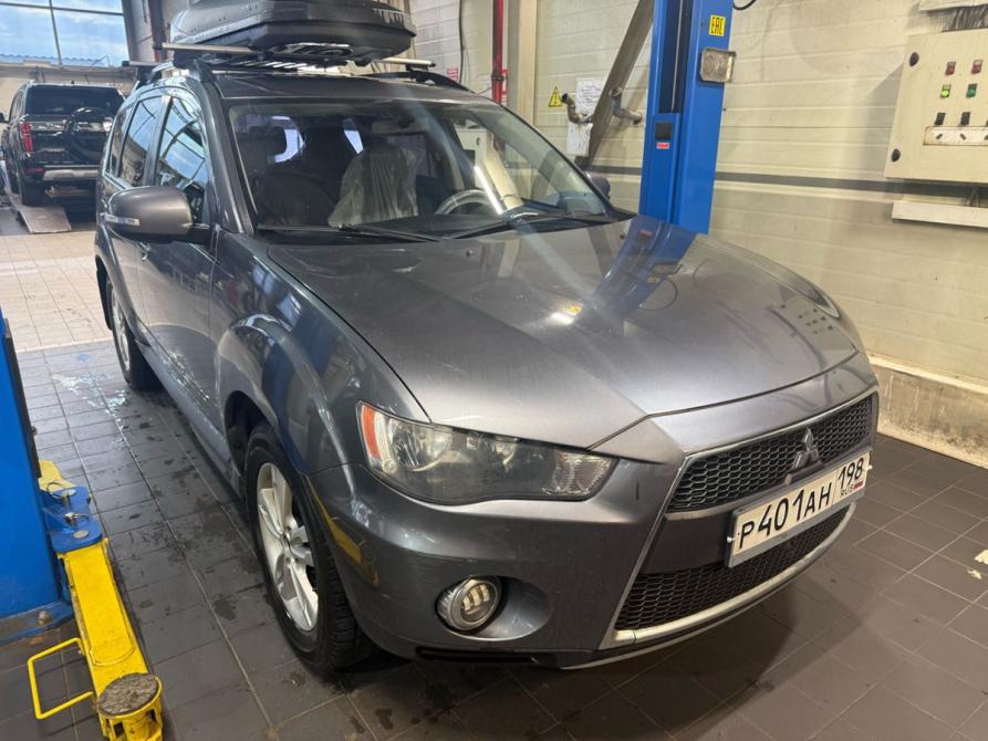 Mitsubishi Outlander II Рестайлинг Санкт-Петербург  - изображение 2