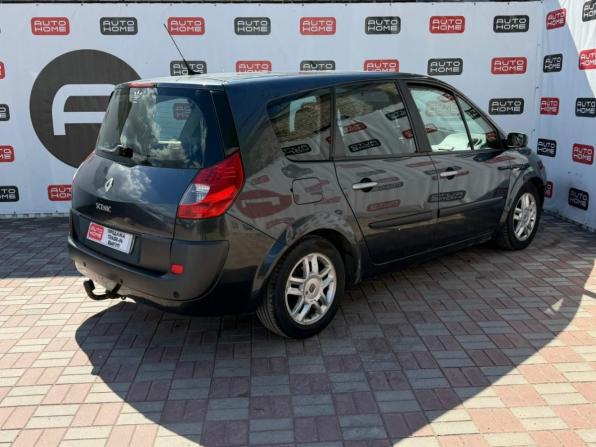Renault Scenic II Рестайлинг с пробегом 2008 года, цена 534 990 рублей, 235000 км, компактвэн, Автокод Объявления