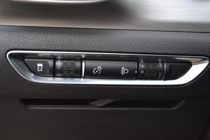 Geely Coolray I с пробегом 2021 года, цена 1 620 000 рублей, 66522 км, внедорожник, Автокод Объявления