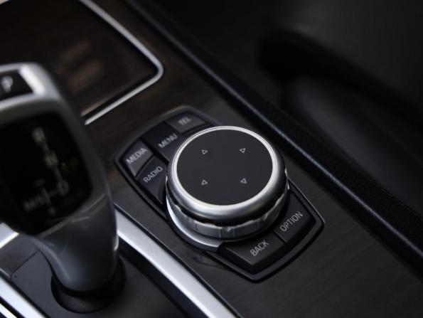 BMW 7 серии V (F01/F02/F04) Рестайлинг с пробегом 2012 года, цена 1 650 000 рублей, 264928 км, седан, Автокод Объявления