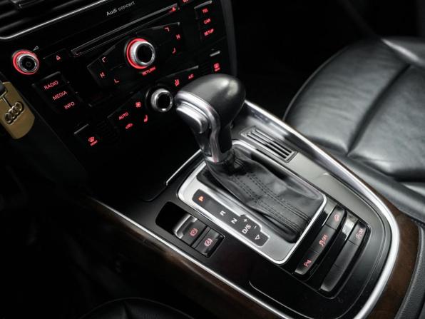 Audi Q5 I (8R) Рестайлинг с пробегом 2014 года, цена 1 854 000 рублей, 220000 км, внедорожник, Автокод Объявления