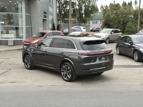 Новый Li Auto (Lixiang) L7 I Рестайлинг 2025 года, цена 8 400 000 рублей, внедорожник, Автокод Объявления
