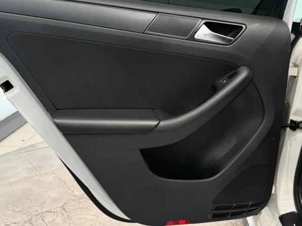 Volkswagen Jetta VI Рестайлинг с пробегом 2015 года, цена 1 110 000 рублей, 139000 км, седан, Автокод Объявления