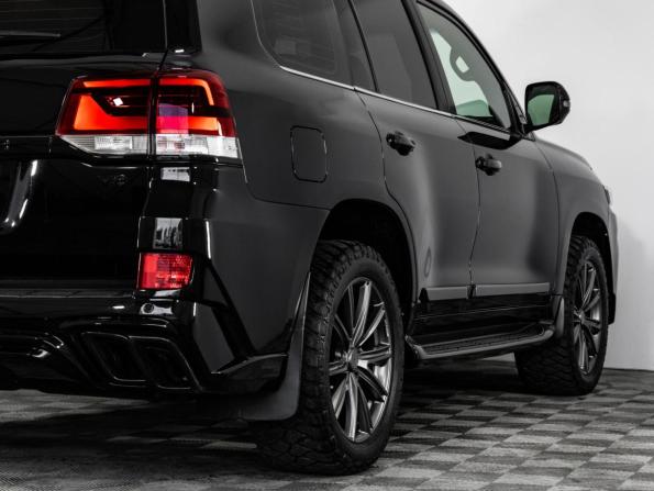 Toyota Land Cruiser 200 Series Рестайлинг 2 с пробегом 2017 года, цена 5 990 000 рублей, 195000 км, внедорожник, Автокод Объявления