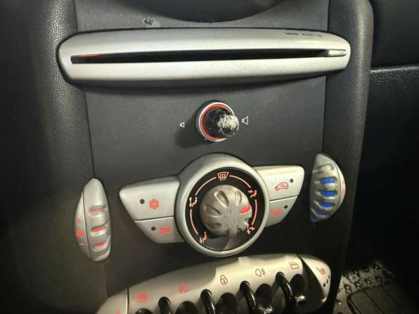 Mini Hatch II (R56) с пробегом 2007 года, цена 826 800 рублей, 168003 км, хэтчбек, Автокод Объявления