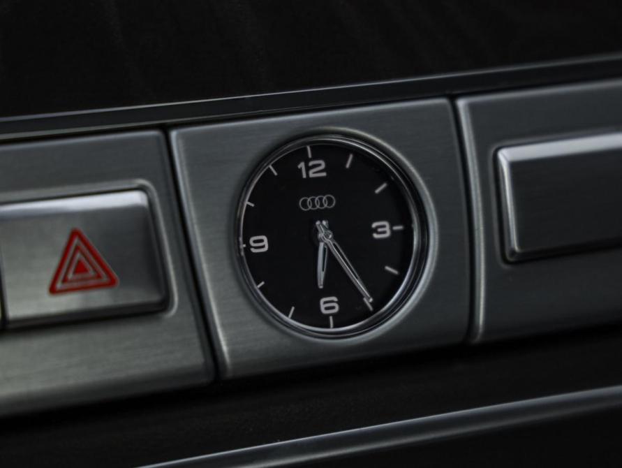 Audi A8 III (D4) Санкт-Петербург  - изображение 19