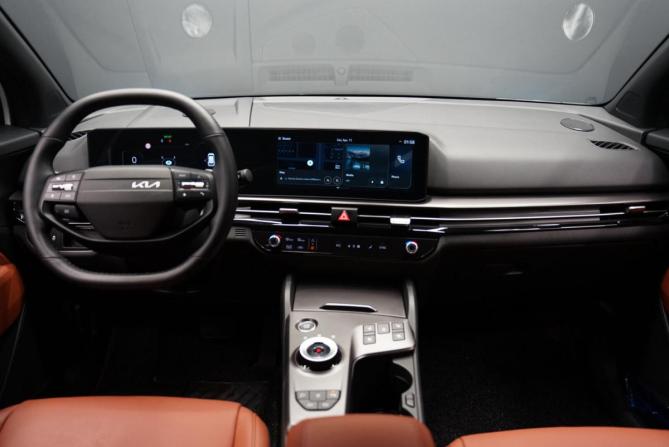 Kia Sportage V Рестайлинг с пробегом 2025 года, цена 4 600 000 рублей, 5000 км, внедорожник, Автокод Объявления