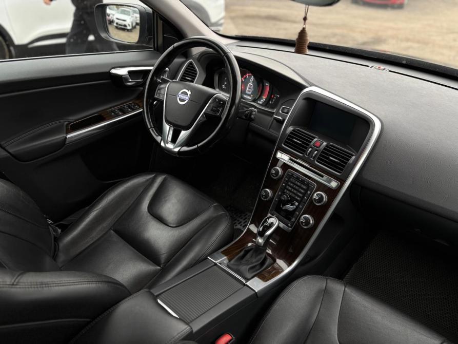 Volvo XC60 I Рестайлинг Набережные Челны  - изображение 17