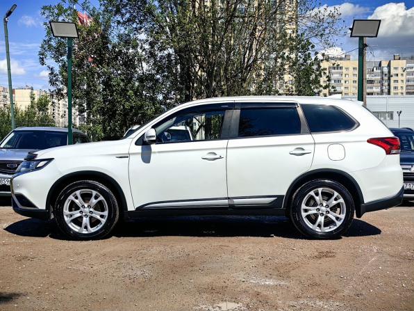 Mitsubishi Outlander III Рестайлинг 2 с пробегом 2018 года, цена 2 029 000 рублей, 112000 км, внедорожник, Автокод Объявления