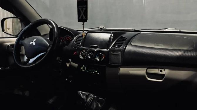 Mitsubishi L200 IV с пробегом 2010 года, цена 1 300 000 рублей, 200000 км, пикап, Автокод Объявления