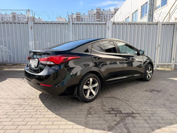 Hyundai Elantra V (MD) Рестайлинг с пробегом 2015 года, цена 1 095 000 рублей, 201506 км, седан, Автокод Объявления