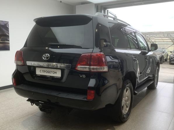 Toyota Land Cruiser 200 Series с пробегом 2011 года, цена 3 260 000 рублей, 312000 км, внедорожник, Автокод Объявления
