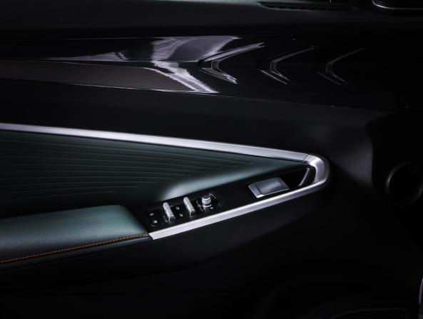 Geely Atlas II с пробегом 2024 года, цена 2 344 000 рублей, 26900 км, внедорожник, Автокод Объявления